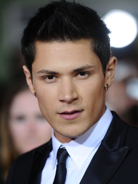 Jessica Stanley, Twilight Wolf Pack, Paul Lahote, Alex Meraz, Twilight Wolf, Twilight Saga New Moon, Gangster Films, Hottest Male Celebrities, Celebrity Guys