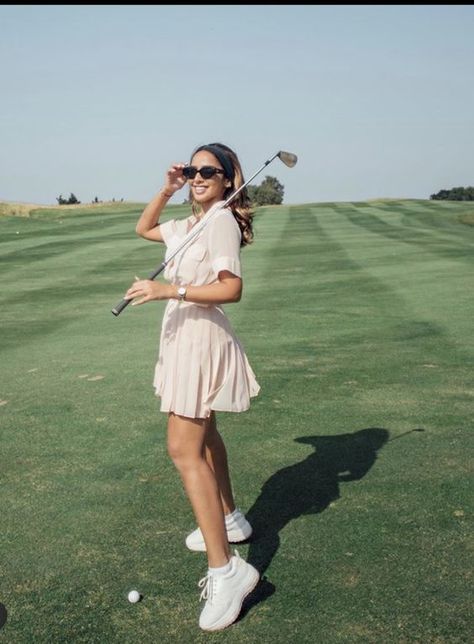 golf attire women, golf girlfriend outfit, golf fits, ladies golf outfits, golf outfit acessories, golf outfit ideas, golf outfit summer, golf outfits fall Golf Pics Instagram, Women Playing Golf, Masters Aesthetic Golf, Golf Asethic Women, Girly Golf Aesthetic, Female Golf Aesthetic, Classy Golf Outfits Women, Golf Photoshoot Women, Golf Picture Ideas