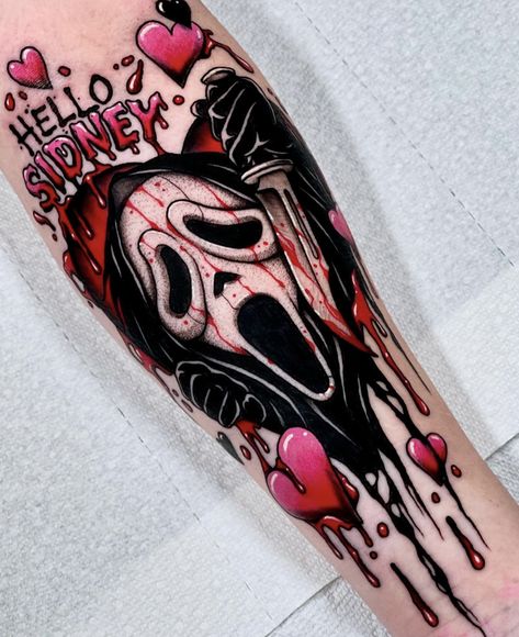 Female Ghostface Tattoo, Horror Couples Tattoo, Scream Ghost Face Tattoo, Ghost Face Outline Tattoo, Cute Michael Myers Tattoo, Micheal Myers Tattoo Ideas, Realism Horror Tattoo, Fear Street Tattoo, Horror Couple Tattoos