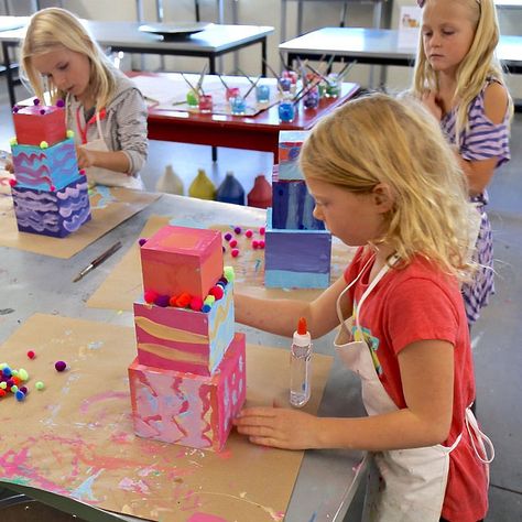 Kids Workshop Ideas, Craft Workshop Ideas, Art Workshop Ideas, Children's Workshop, Workshops For Kids, Arts And Crafts Interiors, Arts And Crafts Ideas, Craft Workshop, Kids Workshop