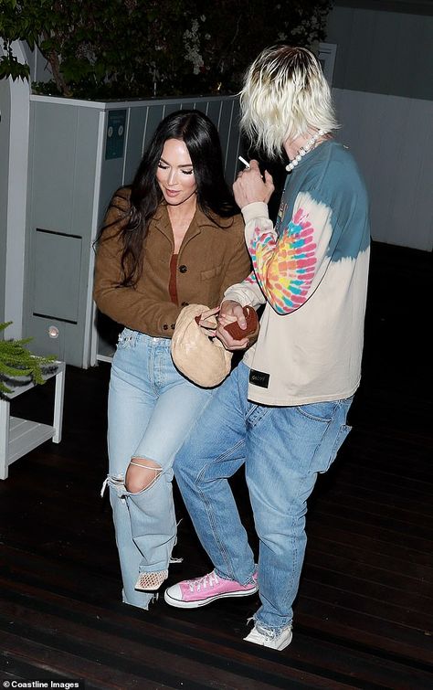 Kourtney Kardashian Boyfriend, Lilith In Scorpio, Megan Fox Outfits, Megan Fox Style, Megan Fox Photos, Boujee Outfits, Travis Barker, With Boyfriend, Streetwear Aesthetic