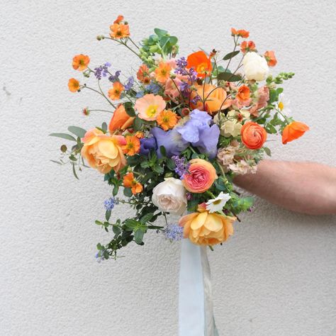 Sharing a few more of this lovely wedding back in late May. Hannah and Jacob had a festival-style laid-back celebration with a traditional pole marquee full of home made toouches. Their flowers were chosen in shades to match their theme colours of teal and burnt orange with daisies and meadow style fillers in complementary & neutral shades to bring the colours together and add to the festival vibe. They ordered buckets of flowers and filled their marquee with stoneware pots brimming with mea... Orange And Teal Wedding, Teal And Burnt Orange, Teal Wedding, Neutral Shades, Festival Style, Festival Vibes, The Festival, Buckets, Home Made