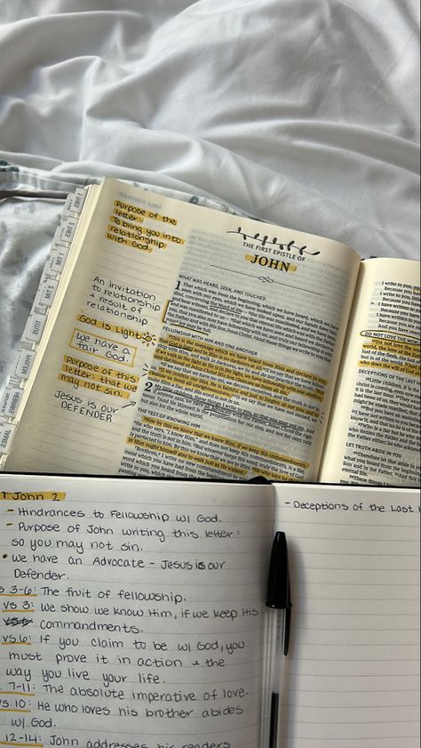 Reading A Bible Aesthetic, Bible Aethstetic, Reading And Journaling Aesthetic, Vision Board Bible Study, Bible Verse Studying, Bible Reading Pictures, Bible Devotions Aesthetic, Bible Reading Motivation, Christian Bible Aesthetic