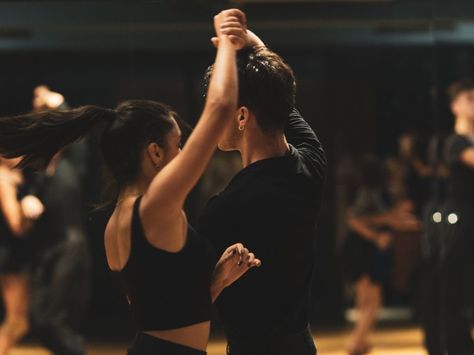 Dancing Lessons Aesthetic, Salsa Class Aesthetic, Dance Lessons Aesthetic, Salsa Dance Aesthetic, Bailar Aesthetic, Salsa Dancing Aesthetic, Bachata Aesthetic, Baile Aesthetic, Salsa Aesthetic