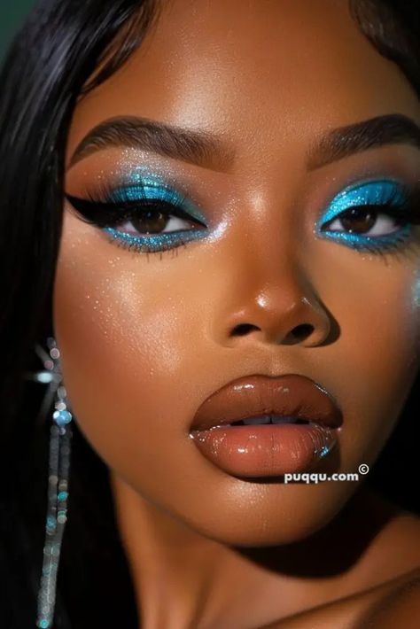 Blue Eyeshadow Looks: Mastering Shades of Sapphire and Sky - Puqqu Blue Eyeshadow Looks Black Women, Blue Eyeshadow Black Women, Good Eyeshadow Looks, Blue Eyes Eyeshadow, Black Skin Makeup, Turquoise Makeup, Concealer Tips, Asian Makeup Tutorials, Blue Eyeshadow Looks