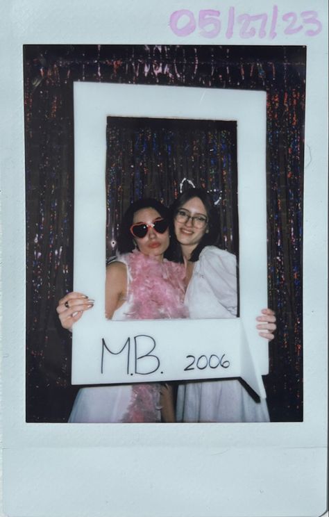 1989 Balloons, 1989 Party Decorations, 1989 Tv Party, 1989 Taylor Swift Party, Taylor Swift 1989 Party, 1989 Party, Polaroid Party, Polaroid Photo Booth, Polaroid Photo Booths