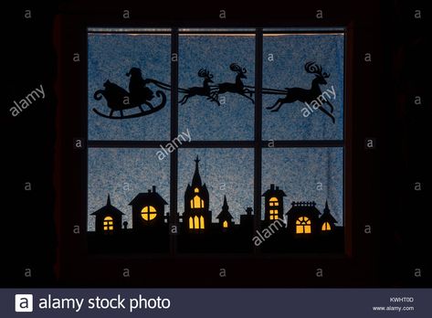 Christmas Window Silhouettes Diy, Advent Window Display Ideas, Nativity Window Display, Christmas Advent Window Ideas, Christmas Advent Window Display, Christmas Window Silhouettes, Christmas Advent Window, Advent Window Ideas, Tissue Paper Window