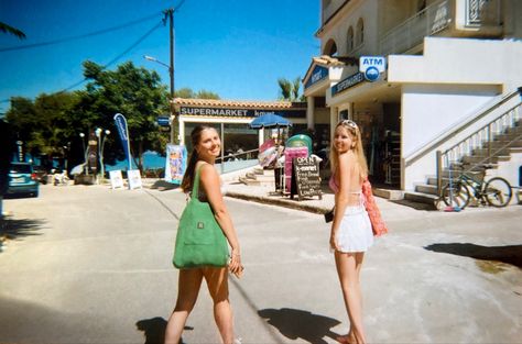 Zante Girls Holiday Outfits, Zante Girls Holiday, Girls Holiday Outfits, Girl Holiday, Girls Holiday, Holiday Outfits, Film, Quick Saves