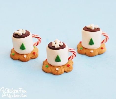 Unique Christmas Cookies, Hot Cocoa Cookies, Marshmallow Cookies, Xmas Treats, Best Christmas Recipes, Hot Chocolate Marshmallows, Cocoa Cookies, Christmas Hot Chocolate, Chocolate Marshmallows