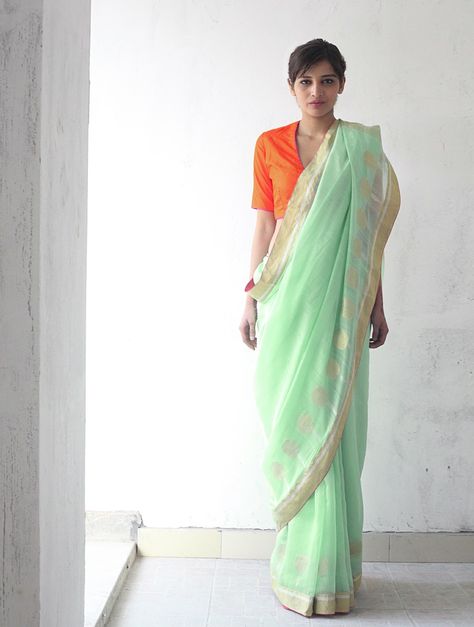 Pista Green Saree Contrast Blouse, Green Saree Contrast Blouse, Mint Green Saree, Pista Green Saree, Saree Colours, Saree Green, Blouse Colour, Pista Green, Raw Mango