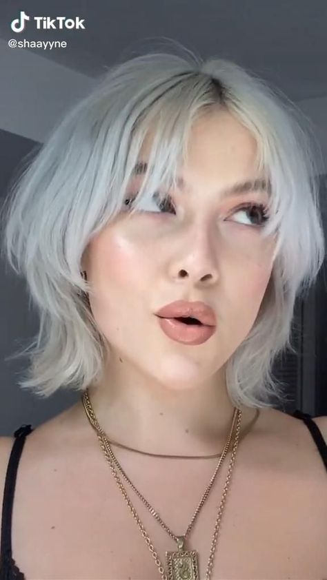 cute short shag<3 [Video] | Shaggy short hair, Short grunge hair, Edgy short hair Shaggy Mullet Haircut, Short Hair Edgy, Shaggy Mullet, Short Shaggy Haircuts, Short Grunge Hair, Shaggy Short Hair, Mullet Haircut, Short Shag, Edgy Short Hair