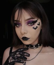 Halloween Makeup Black, Easy Halloween Makeup Looks, Vamp Makeup, Spider Web Makeup, Bat Makeup, Easy Halloween Makeup Ideas, Stitches Makeup, Bat Eyes, Vampire Makeup Halloween