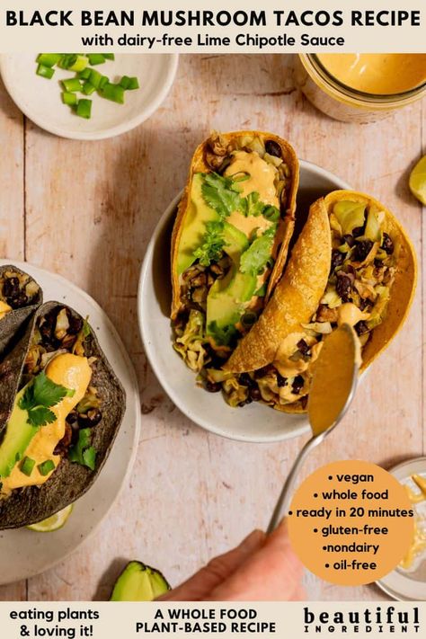 Black Bean Mushroom Tacos Roasted Sesame Dressing, Vegan Tacos Recipes, Food Tacos, Mushroom Tacos, Cherry Tomato Pasta, Vegan Parmesan Cheese, Vegan Sour Cream, Weekly Routine, Vegan Tacos