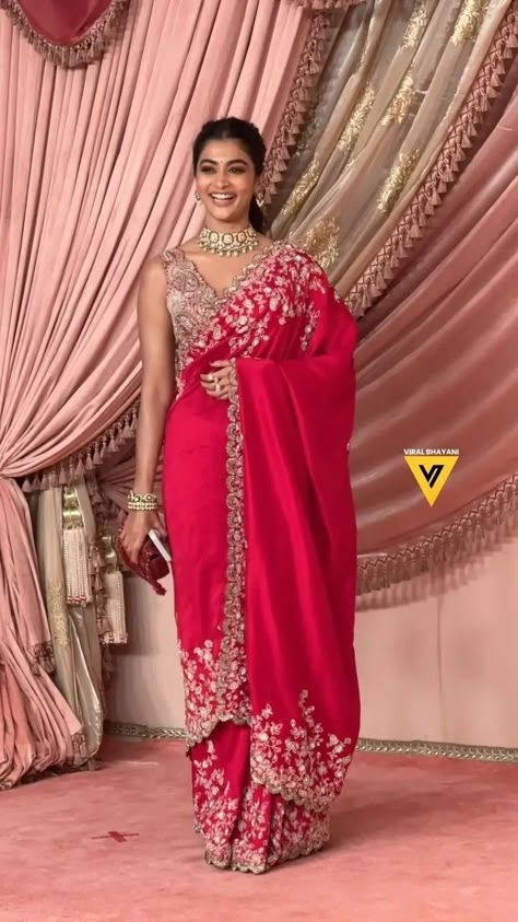 Rimple Harpreet Narula Saree, Rimple Harpreet Narula, Indo Western Gowns, Indian Traditional Dresses, Western Gowns, Indian Closet, Cotton Tops Designs, Outfit Indian, Party Wear Suits