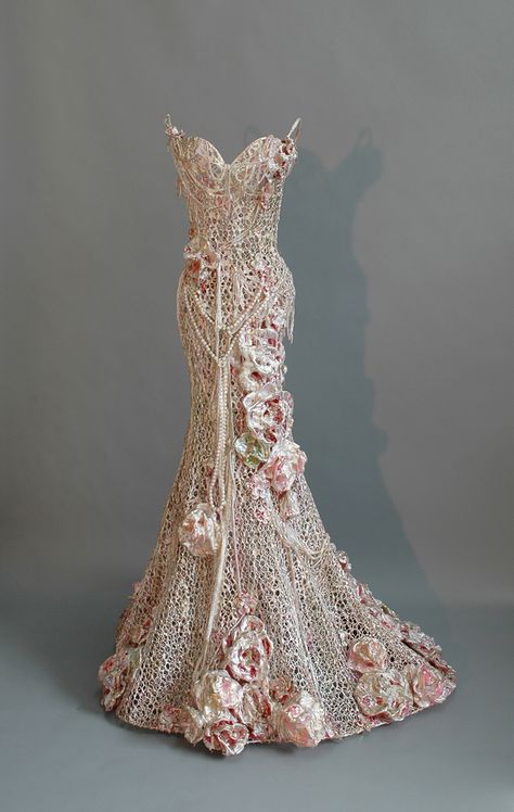 Sophie DeFrancesca ~ "Pink Paradise" (2014) Mixed media, wire mesh *dress sculpture* 61 x 40 x 36 in. | via Galerie de Bellefeuille Dress Sculpture, Wire Dress, Miniature Dress, Pink Paradise, Barbie Mode, Paper Dress, Dress Forms, Art Dress, Wire Mesh