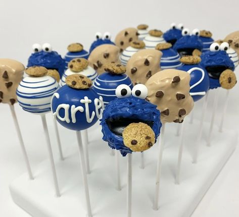 Themed Treats, Cookie Monster Chocolate Covered Strawberries, Cookie Monster Candy Apples, Cookie Monster Treats, Cookie Monster Cake Pops, Cookie Monster Baby Shower Ideas, Cookie Monster Baby Shower Theme, Cookie Monster 1st Birthday, Cookie Monster Treats Desserts