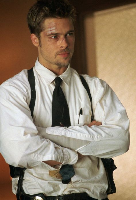 Brad Pitt ...as David Mills in Se7en Se7en 1995, براد بيت, Brad Pitt Hair, Brad Pitt Movies, Brad Pitt Photos, Joe Black, Geena Davis, Whiter Teeth, Tyler Durden