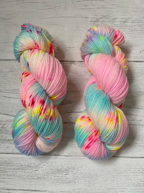 Sock yarn hand dyed 100g skein  400m super wash merino  80/20 nylon This called sherbet fizz Yarn Inspiration, Yarn Stash, 400m, Knit Picks, Yarn Brands, Handspun Yarn, Dyed Yarn, Dk Yarn, Sock Yarn