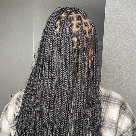 BRAIDS LOCS PROTECTIVE STYLES on Instagram: "I love my small boho’s 💕  Style: Knotless Braids + Butt Length + Bohemian Curl (Human Hair) + Rod Curls + Hair Included + Shine N Jam   Price: $310  HAIR IS SUPPLIED!!!  #knotlessbraids #knotless #knotlessboxbraids #boxbraids #stitchbraids #feedinbraids #knotlessbraidsatl #knotlessbraidsnyc #knotlessbraidschicago #houstonhairstylist #blackhair #smallbusiness #entrepreneur #miamihairstylist #chicagohairstylist #lashextensions #mua #viral #queenb #curlyhair #bohobraids #boholocs #nofilter #boholocs #bohostyle #boho #bohemianlocsatlanta #bohemianstyle #deepwave" Style Knotless Braids, Style Knotless, Locs Protective Styles, Rod Curls, Shine N Jam, Hair Rods, Bohemian Locs, Braids Locs, Boho Locs