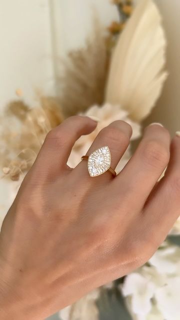 Marquise Engagement Ring Vintage, Mosaic Engagement Ring, Vintage Marquise Engagement Ring, Alt Bride, Mosaic Ring, Marquise Engagement Ring, Engagement Ring Marquise, Ring Marquise, Engagement Rings Marquise