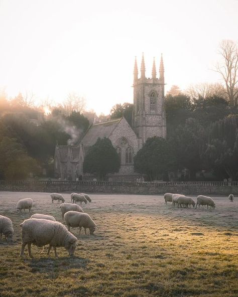 Chris Hayward • Photography • UK on Instagram: "A bright but very cold and frosty visit to the beautiful little Hampshire Village of Chawton. The village lies within the South Downs National Park and is famous as the home of Jane Austen for the last eight years of her life." Medieval Landscape Photography, North And South Aesthetic, British Village Aesthetic, English Village Aesthetic, Medieval Countryside, 1800s Village, 1500s Aesthetic, Rural Germany, British Woodland