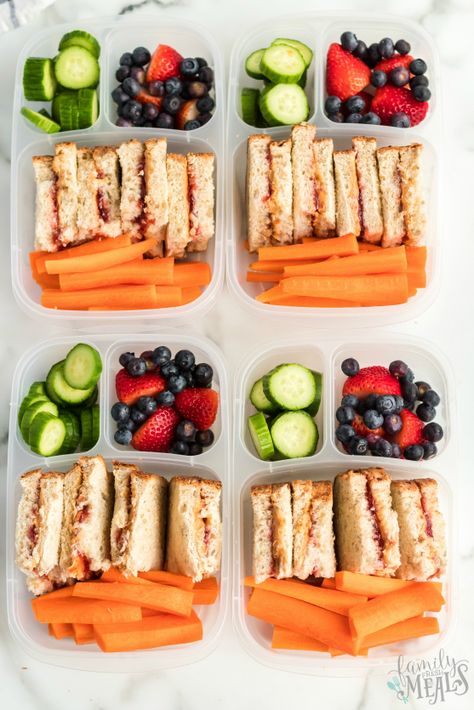 Peanut Butter Jelly Protein Lunch Box - Easy Lunchbox Idea - Family Fresh Meals Protein Boxes, Easy Lunchbox, Protein Box, Lunch Healthy, Protein Dinner, Protein Lunch, Fresh Meals, Family Fresh Meals, Healthy School Lunches