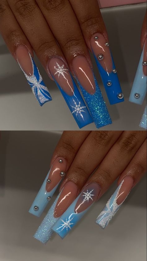 Winter Blue Snowflake Nails, Sky Blue Christmas Nails, Blue And White Holiday Nails, Blue White Christmas Nails, Blue Christmas Nails Square, Blue Snowman Nails, Christmas Nails Blue And Silver, Christmas Nail Blue, Blue Nails Snowflakes