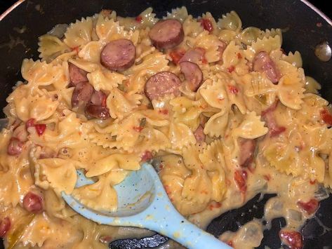 Smoked Sausage And Pasta - Delicious Dinner Rope Sausage Recipes, One Pot Smoked Sausage Pasta, Beef Smoked Sausage Recipe, One Pot Smoked Sausage, Smoked Sausage And Pasta, Andouille Sausage Pasta, Kielbasa Pasta Recipes, Smoked Pasta, Smoked Sausage Recipes Pasta