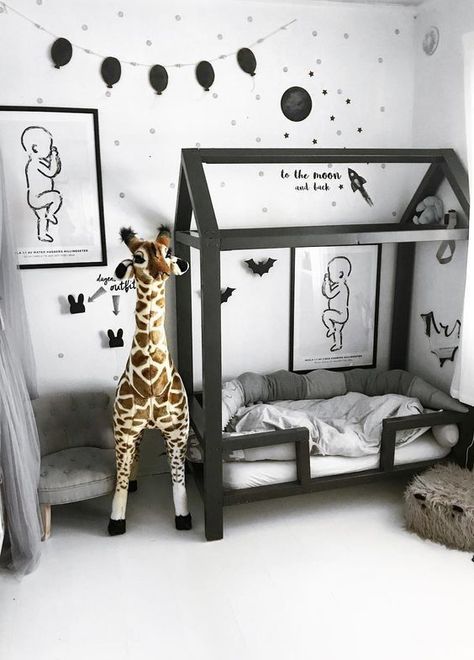 Black And White Boys Room, Montessori Room Ideas, Diy Kids Room, White Kids Room, Children's Bedroom Ideas, Baby Boy Room Nursery, Nursery Room Boy, Toddler Rooms, Baby Room Design