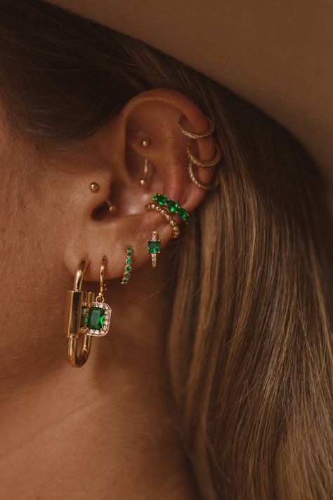 The Baguette Huggie – Jay Nicole Designs Many Piercings Ear, Earrings For Piercings, Emerald Ear Stack, Ear Piercing Design Ideas, Green Ear Piercings, Eat Piercing Placement Ideas, Ear Jewelry Aesthetic, Piercing Jewelry Aesthetic, Stacked Ear Piercings