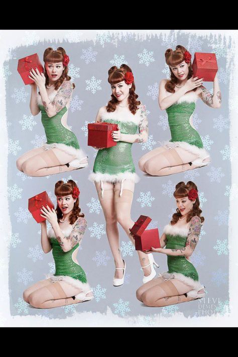 Christmas Pin Up Girl Vintage, Pinup Christmas Photos, Christmas Pinup Art, Vintage Christmas Pinup, Christmas Pin Up Girl, Pin Up Christmas, Pinup Christmas, Christmas Pinup, Christmas Fashion Photography