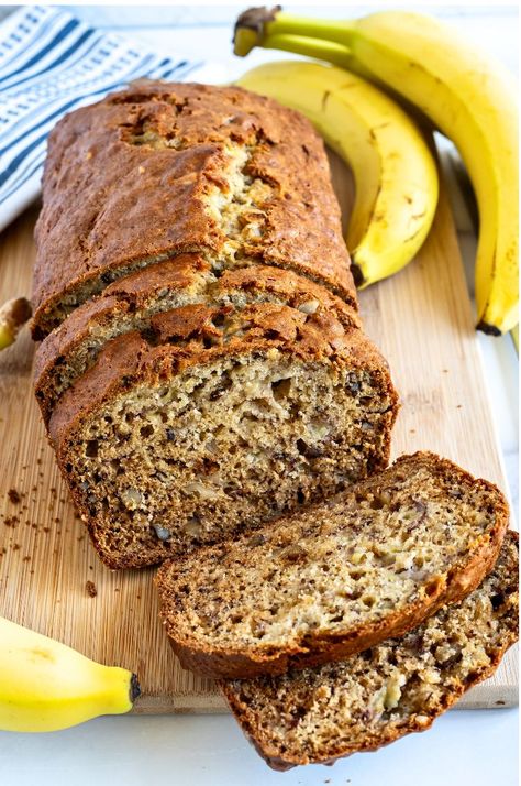 Simple One-Bowl Banana Nut Bread – Tastilly 7 Up Biscuits Recipe, Copycat Recipes Desserts, One Bowl Banana Bread, Banana Recipes Overripe, Fried Cornbread, Healthy Muffin, Banana Nut Bread Recipe, The Best Banana Bread, Artisan Bread Recipes