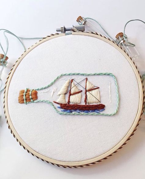 Hand Embroidery Inspiration Sailing Embroidery, Embroidery Icons, Hoop Crafts, Nautical Embroidery, Ship In A Bottle, Themed Home Decor, Clothes Embroidery Diy, Diy Embroidery Patterns, Hand Embroidery Projects