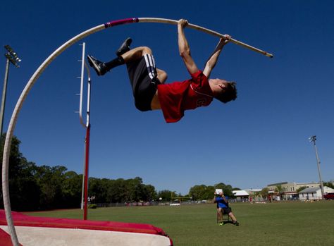 This picture of a man pole vaulting has a very big physic aspect going on. It's called the work-energy theorem. This Theorem states states that the work done by the sum of all forces acting on a particle equals the change in the kinetic energy of a particle. This means that the more energy they can gain running towards the platform the more energy they will be able to produce allowing them to go higher. Picture Of A Man, Senior Picture Ideas For Guys, Pole Vaulting, Olympic Crafts, Pole Vault, Mean Green, Senior Picture Ideas, Kinetic Energy, Home Libraries