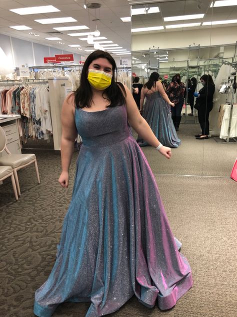 Prom Dresses For Bigger Women, Chubby Prom Dresses, Prom Dresses Curvy, Prom Dresses For Chubby Girls, Plus Size Prom Dresses Long, Barristers Ball, Prom Dress Aesthetic, Dress For Chubby, Plus Size Prom Dress