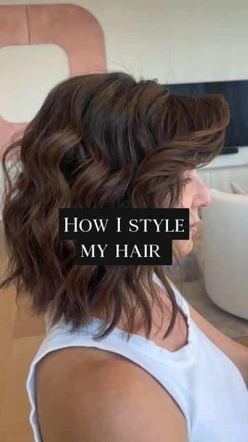 Tamsen Fadal Hair, Menopausal Hair Styles, Hari Styles, Style My Hair, Course Hair, Curly Hair Tutorial, Midlife Women, Coarse Hair, Medium Hair Cuts