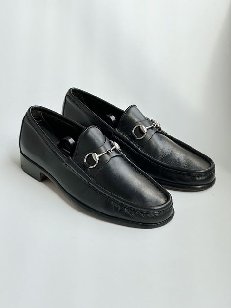 GUCCI Horsebit Loafers Tom Ford shoes leather vintage Prada Vintage Gucci Loafers, Gucci Menswear, Gucci Horsebit Loafers, Horsebit Loafers, Tom Ford Shoes, Vintage Prada, Gucci Horsebit, Casual Leather Shoes, Men's Footwear