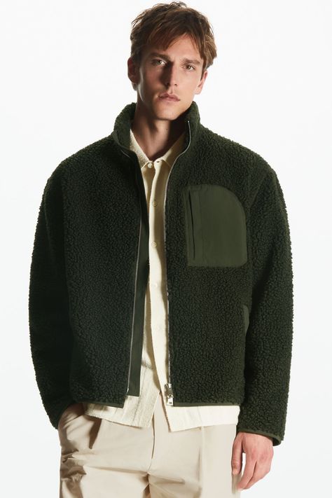 RELAXED-FIT TEDDY ZIP-UP JACKET - DARK GREEN - COS Green Fleece Outfit Men, Fleece Jacket Outfit, Dark Green Jacket, Grandad Collar Shirt, Fleece Outfit, Latest Clothes For Men, Faux Shearling Jacket, Denim Cargo Pants, Men's Jackets