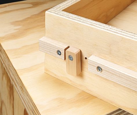 These shop-made drawer guides have a simple way of holding the drawer in the opening Workshop Drawers Diy, Modern Drawer Design, Diy Wood Drawer Slides, Diy Simple Cabinet, Diy Wood Drawers, Workbench Drawers Diy, How To Build A Drawer, Diy Drawer Slides, Drawer Organizers Diy