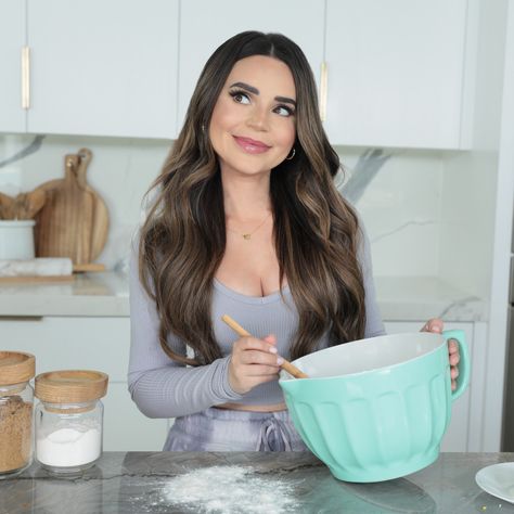 Rosanna Pansino Undeniably Dairy, Rosana Pansino, Nerdy Nummies, Rosanna Pansino, Bake Desserts, No Bake Desserts, Dairy, I Love, Long Hair Styles