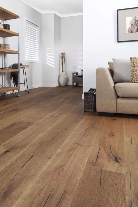 Hardwood Flooring Trends 2022-2023: Texture, Color, Pattern, Finish, and Layout - Hackrea Wide Oak Floors, Oak Floor Home Decor, Fresh Oak Floors, Wood Oak Floors, Living Room Parket Floor, Laminate Floor Living Room, Living Room Flooring Ideas Laminate, Maple Oak Floors, Wood Parket Floor