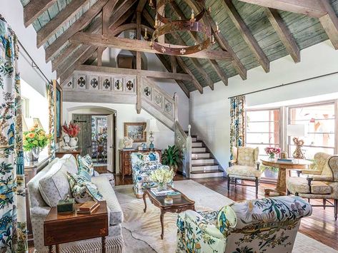 Bold Colors and Exciting Patterns Reign Supreme in This English Tudor-Style Cottage - Cottage Journal Cottage Style Interior Design, Tudor Cottage Interior, French Country Style Living Room, French Countryside Home, Craftsman Style Bungalow, Country Style Living Room, Tudor Cottage, Dallas Interior Design, Calm Color Palette