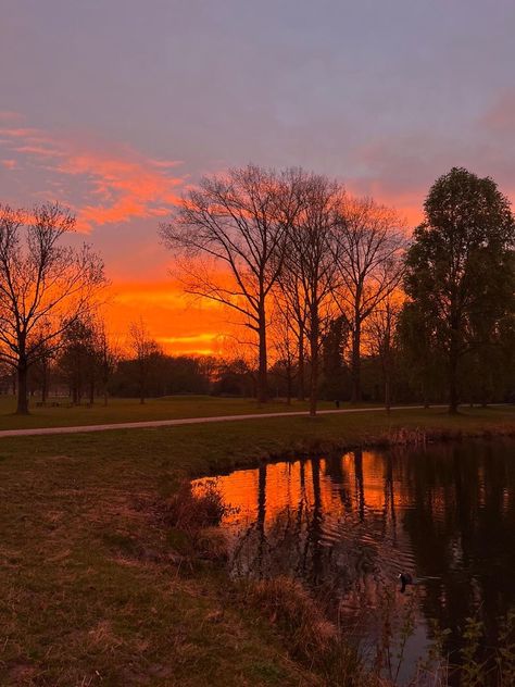 Country Farm Aesthetic, Beautiful Nature Photos, Beautiful Sky Pictures, Country Sunset, World Nature, Sky Pictures, Pretty Landscapes, Sky Photos, Pretty Sky