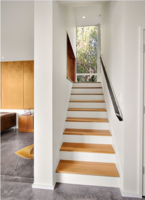 Closed staircase Closed Staircase, Staircase Pictures, Transitional Design Style, Contemporary Staircase, Backyard House, Staircase Remodel, Concrete Stairs, Staircase Decor, House Shed