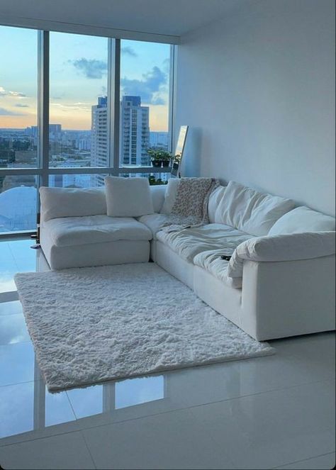 Aesthetic Apartment, Aesthetic Living Room, Apartment Living Room Design, Dream Apartment Decor, Future Apartment Decor, Dream House Rooms, Ideas Living Room, Home Decor Living Room, Apartment Decor Inspiration