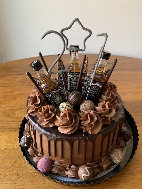 Made this for my sons 21st birthday, thanks to inspiring Pinterest posts! Chocolate cake recipe from beyondfrosting.com 21st Bday Cake Ideas For Guys, 21 Cake For Men, 21st Birthday Surprise Ideas Boyfriends, 21 Men Birthday Cake, 21 Cake Ideas 21st Birthday For Men, 21 St Birthday Cake For Guys, 21st Birthday Cake Man, 21st Chocolate Birthday Cake, 21st Birthday Cake Men Turning 21