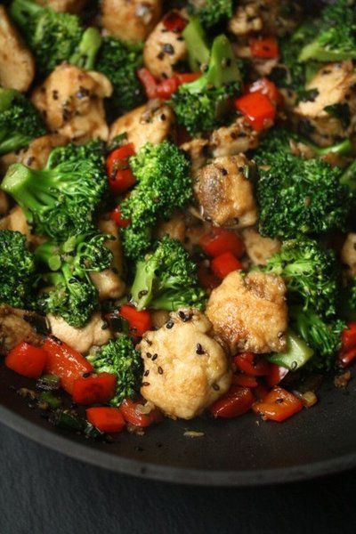 Broccoli Recipes For Dinner, Healthy Chicken And Broccoli Recipes, Chicken And Broccoli Recipes, Healthy Chicken And Broccoli, Healthy Sesame Chicken, Chicken With Broccoli, Advocare Recipes, Sesame Chicken Recipe, Resep Diet