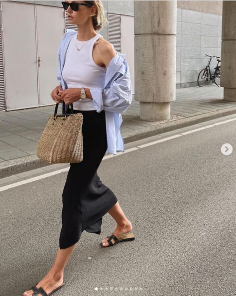 Classic Summer Outfits, Button Down Outfit, Look Zara, 여름 스타일, Summer Wardrobe Essentials, Stylish Summer Outfits, Outfits 2023, Stil Inspiration, Slip Skirt