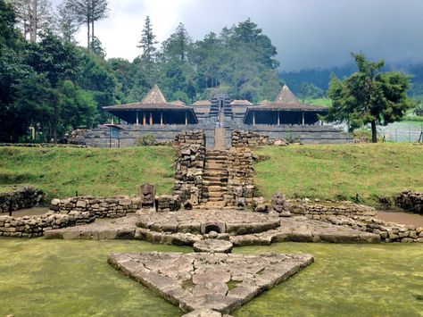 Candi Cetho, Karanganyar, Central Java, Indonesia Candi Cetho, Keluarga Saya, Ancient Indian Architecture, Central Java, Indian Architecture, Java, Golf Courses, Tourism, Indonesia