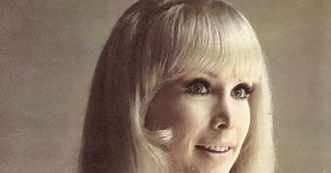 A handful of perfectly posed and candidly cute pictures of actress Barbara Eden from the November 1969 issue of Saga Vol. 39 No. 2 ... TV's... Barbara Eden, I Dream Of Jeannie, Dream Of Jeannie, Classic Actresses, Long Blonde, Hollywood Star, Hollywood Walk Of Fame, Long Blonde Hair, Up Girl